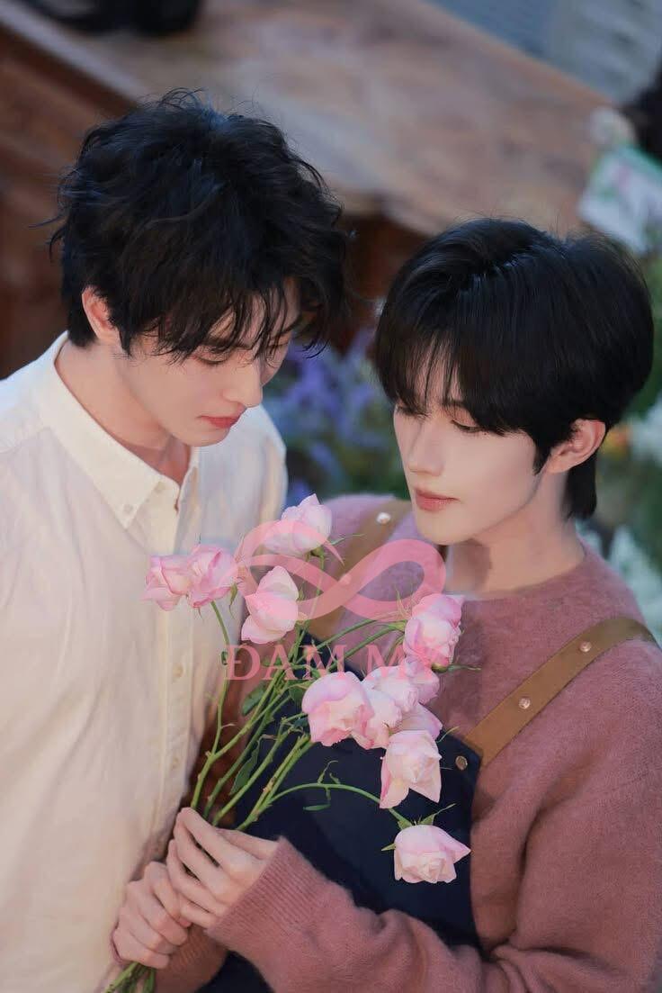 Phân Thân Của Hắn Đều Yêu Tôi